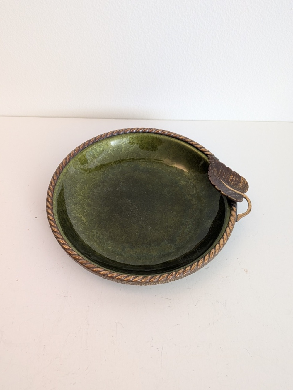 VTG Evans Brass Green Enamelled Trinket ring Dish Leaf accent MCM catch-all